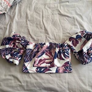 Charlotte Russe Leaf Print Puff Sleeve Crop Top - Pink and Blue